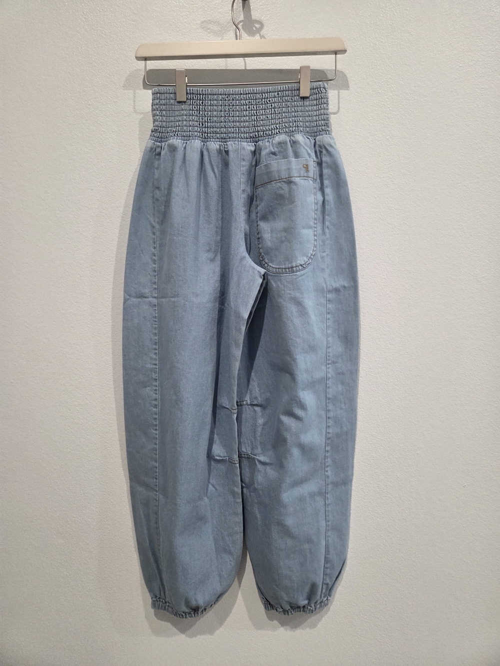 Anthropologie Pilcro Reese Smocked Pull-On Joggers XS NWT - Picture 9 of 11